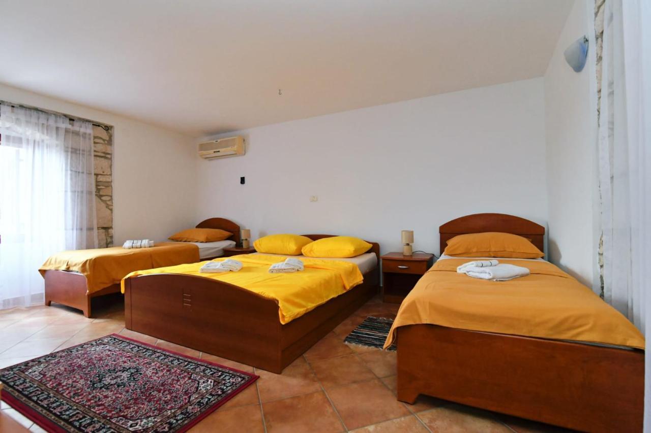 Freya'S Apartments Medolino Esterno foto